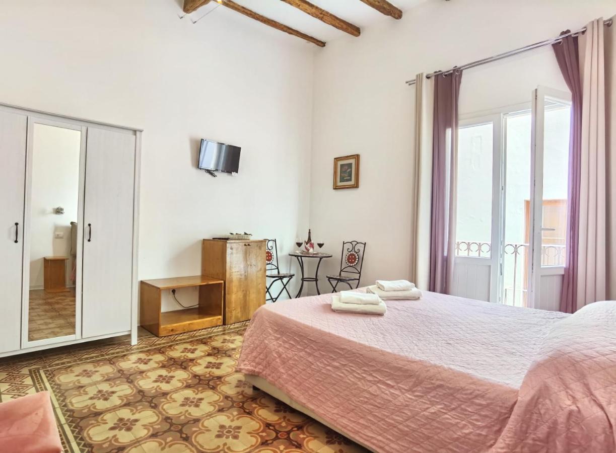 Sat Appartamenti Locazioni Turistiche Brevi-G&P Holiday Home Trapani Eksteriør bilde