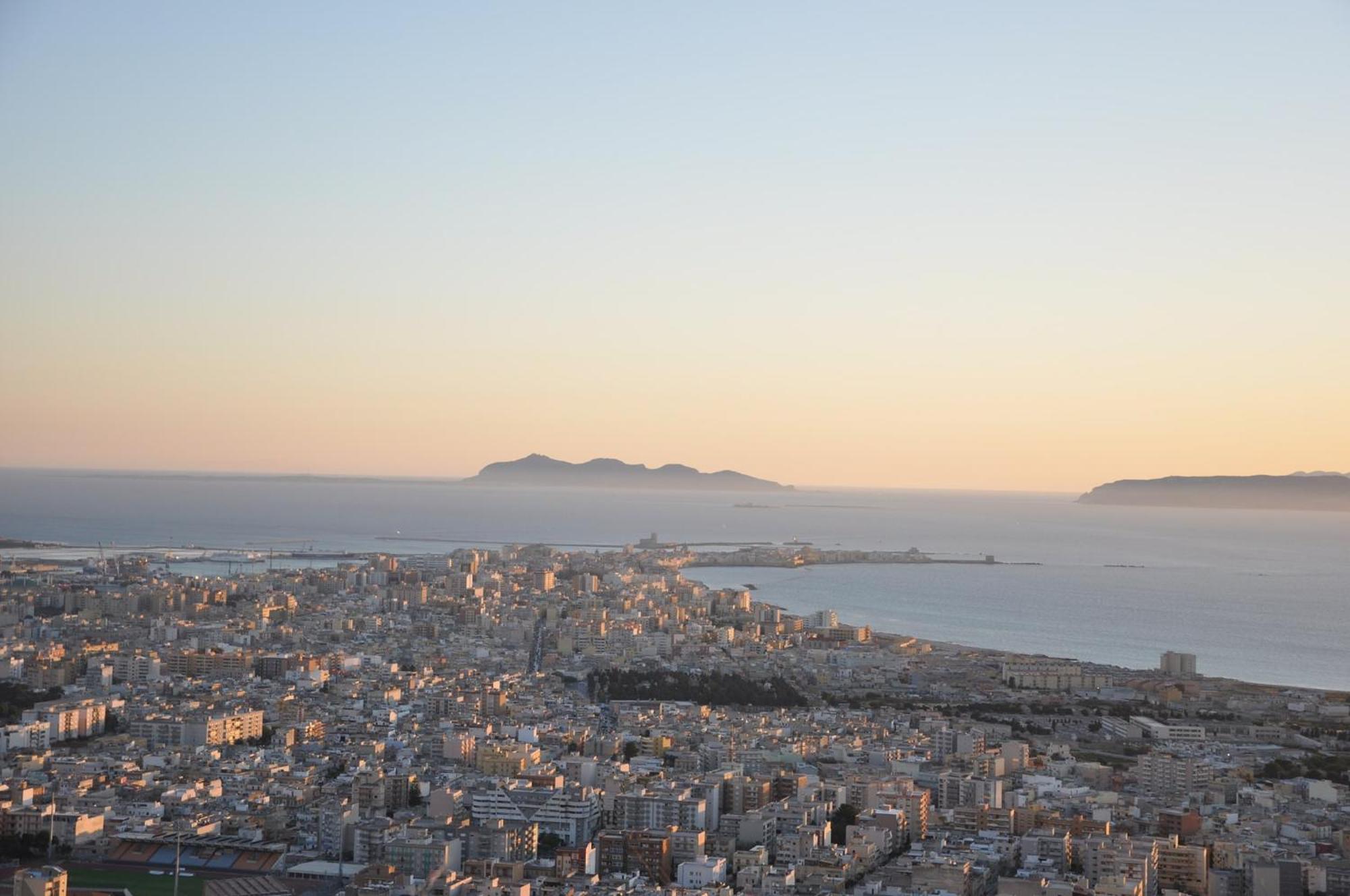 Sat Appartamenti Locazioni Turistiche Brevi-G&P Holiday Home Trapani Eksteriør bilde