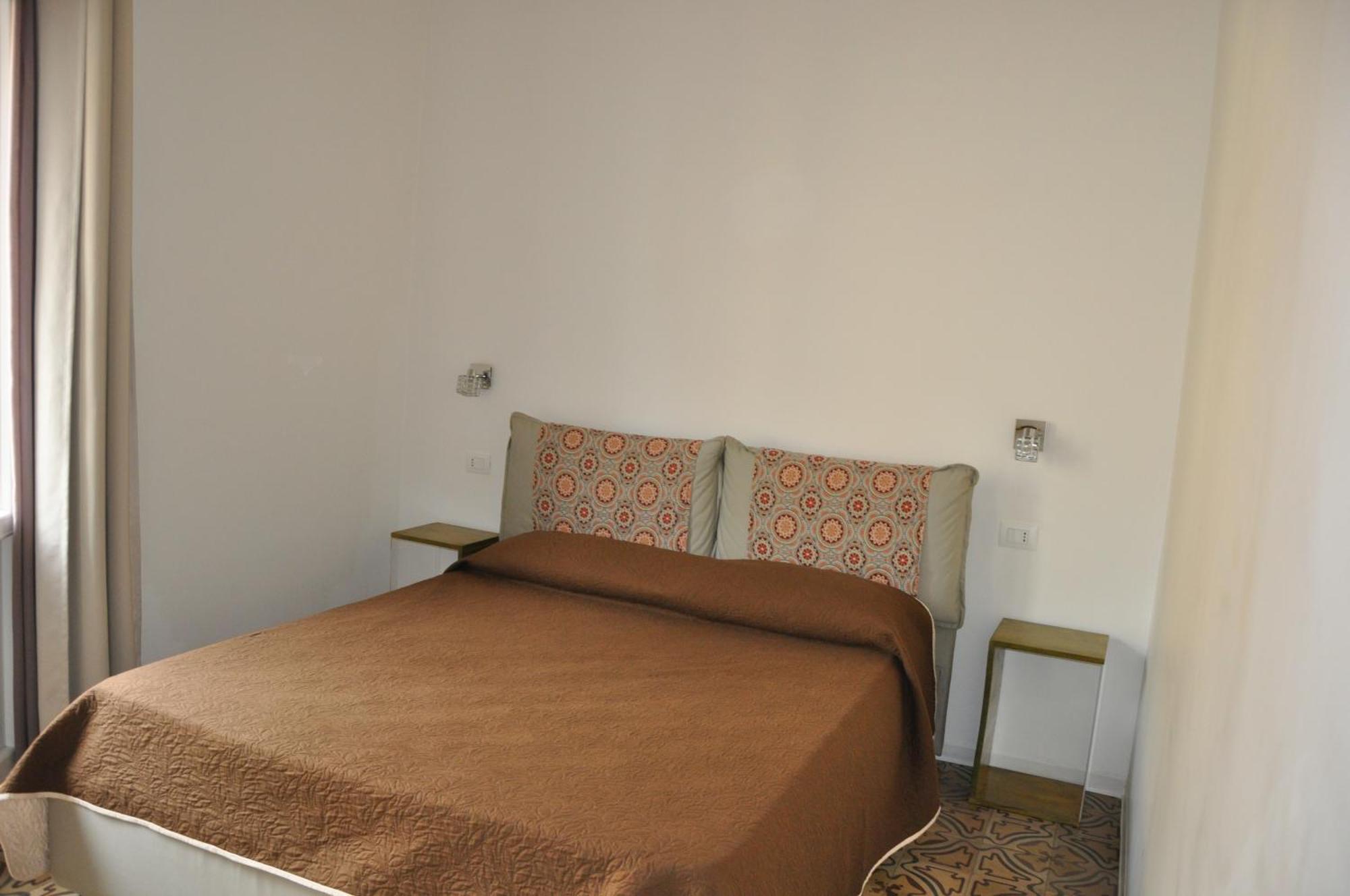 Sat Appartamenti Locazioni Turistiche Brevi-G&P Holiday Home Trapani Eksteriør bilde